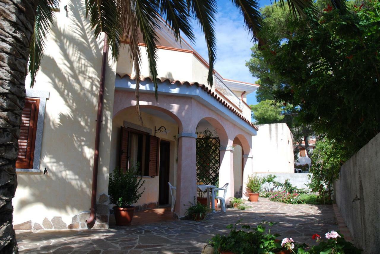 Apartamento Casa In Riva Al Mare Cala Gonone Exterior foto